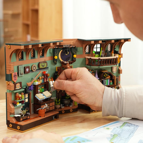 Magic Potion Booknook Building Set with Light